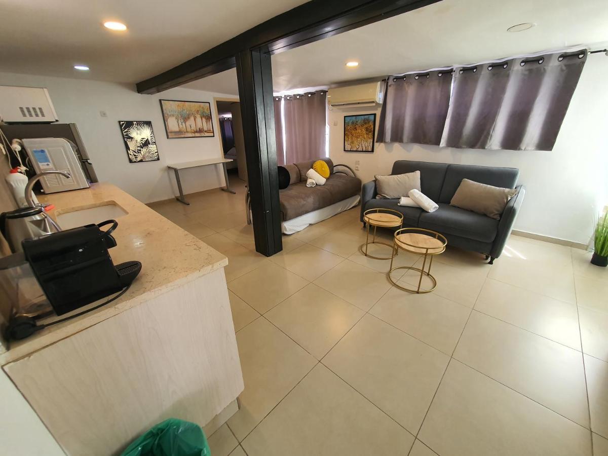 Barak Royal Suites 20 Sea View - ג'קוזי בחצר ומרפסות עם נוף לים Эйлат Экстерьер фото